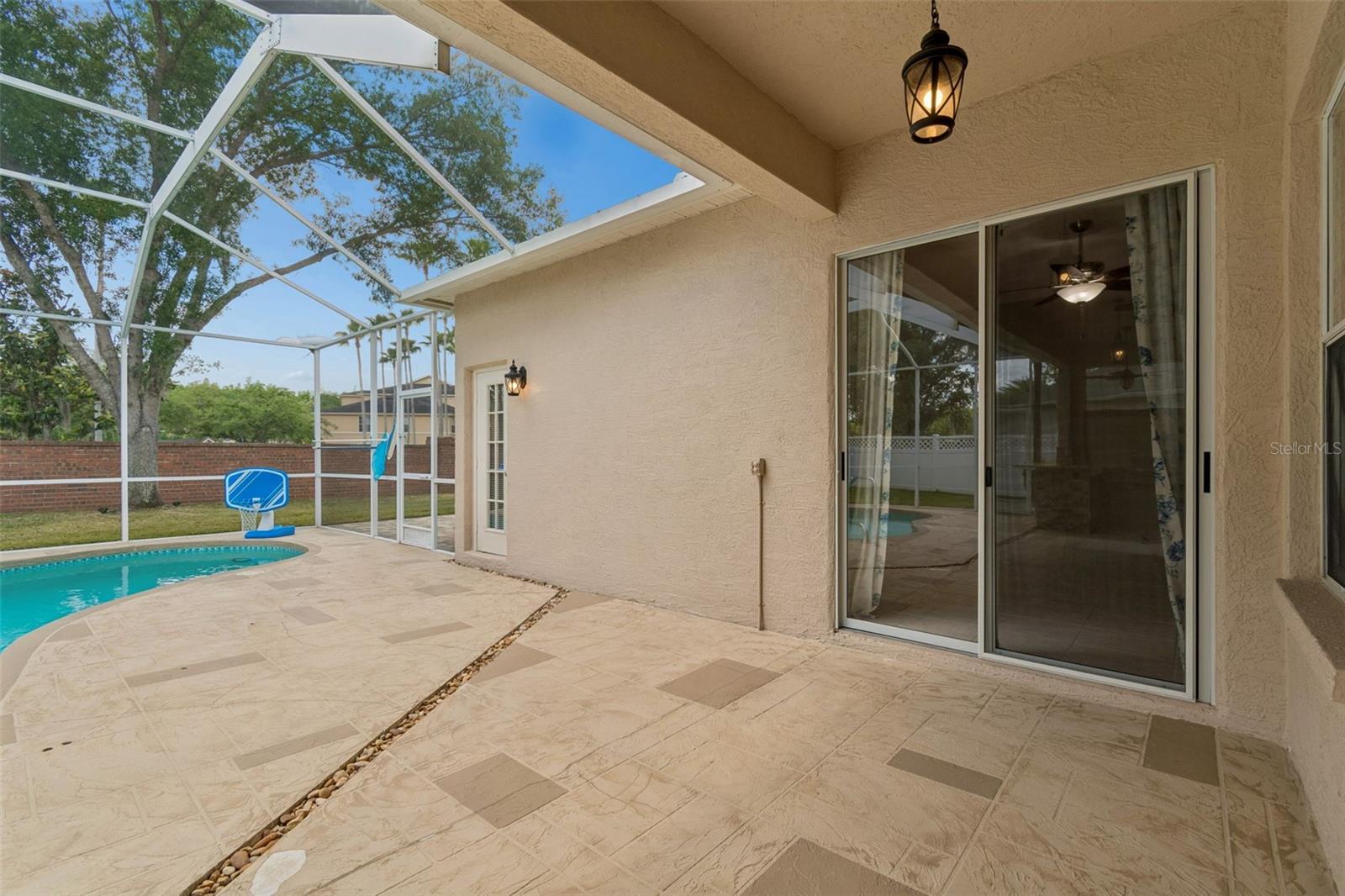 TAMPA PALMS AREA 4 PRCL 21 R - Residential