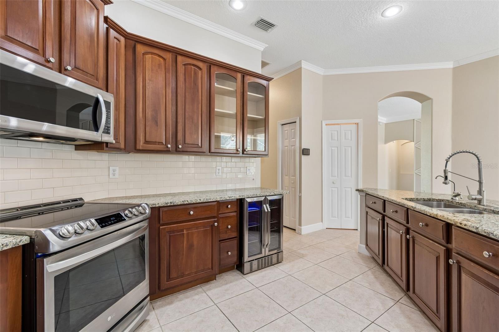 TAMPA PALMS AREA 4 PRCL 21 R - Residential