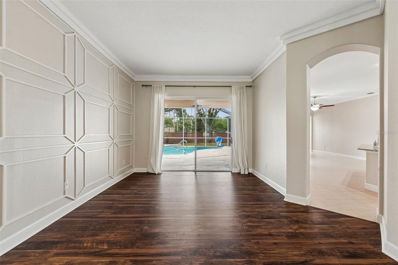 TAMPA PALMS AREA 4 PRCL 21 R - Residential