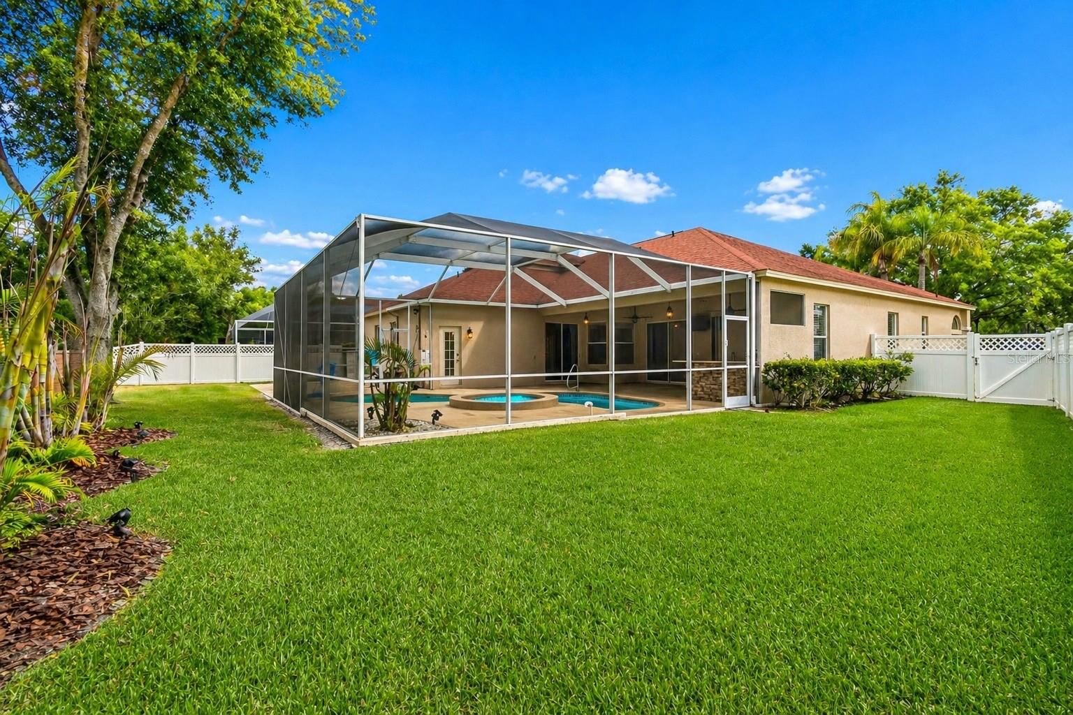 TAMPA PALMS AREA 4 PRCL 21 R - Residential