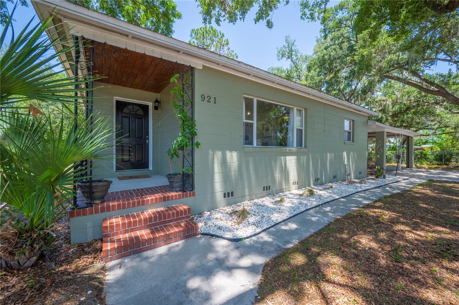 921 AVON AVENUE