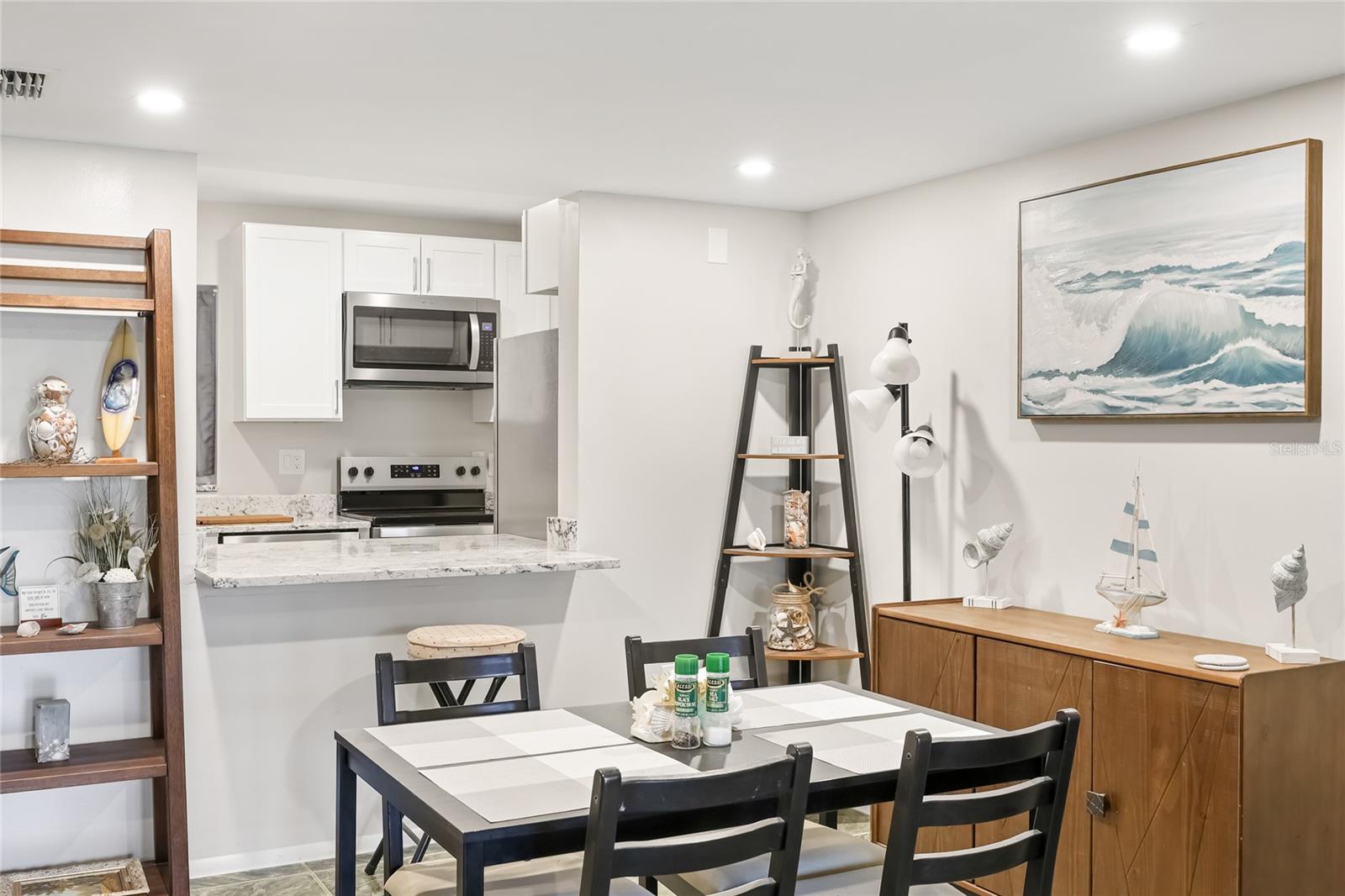 RAMBLEWOOD ACRES - Residential