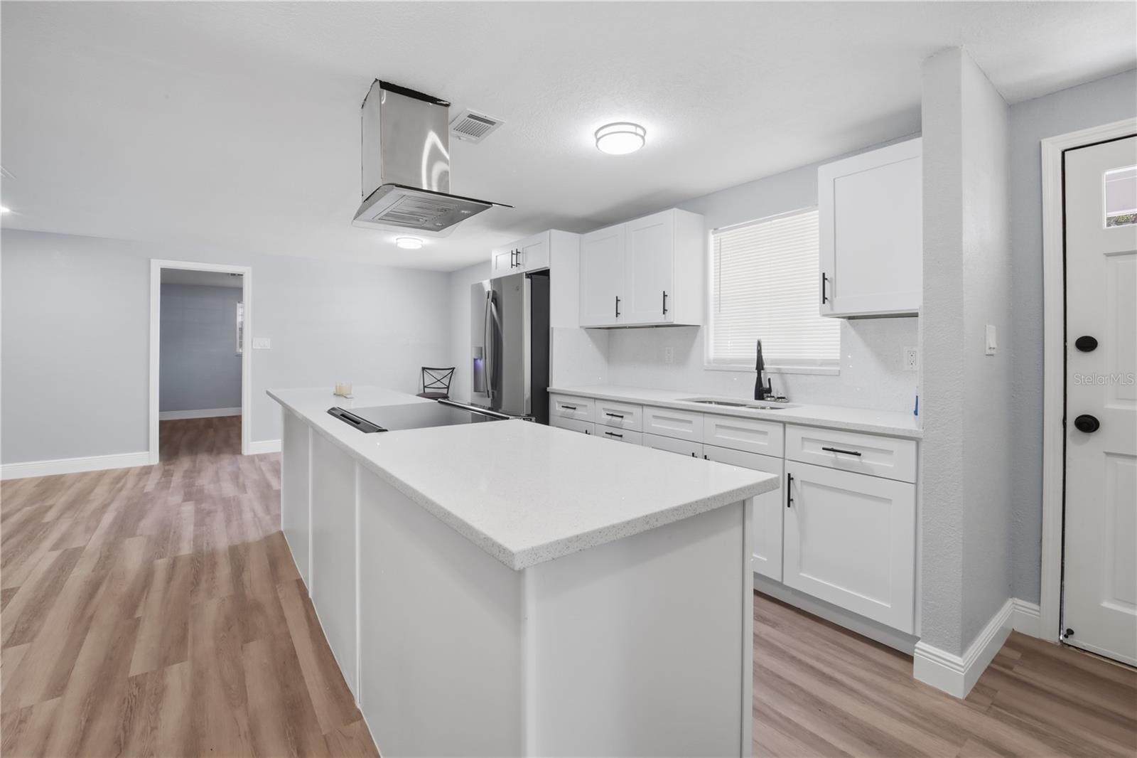 GOLDEN SUB - Residential