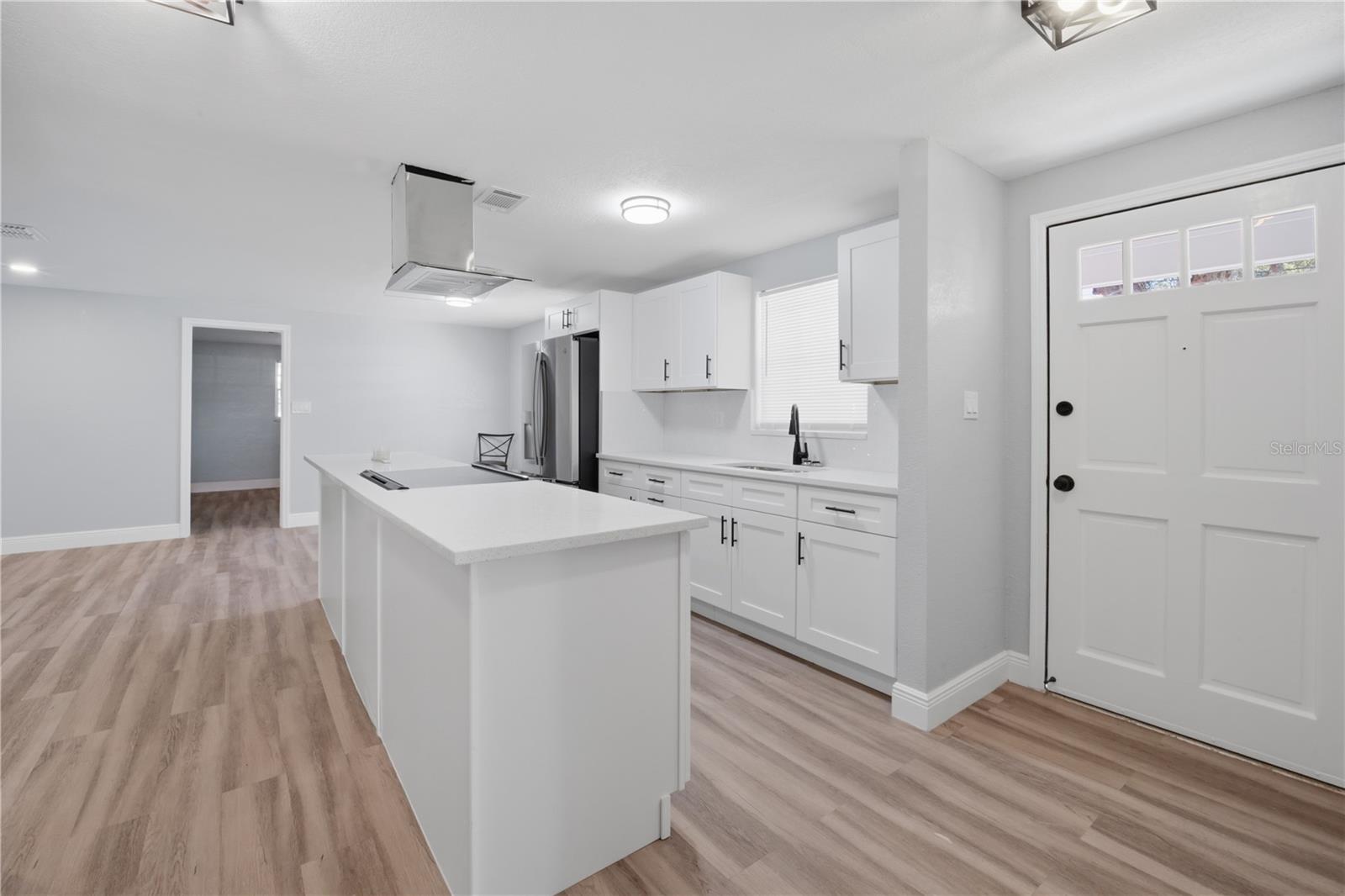 GOLDEN SUB - Residential