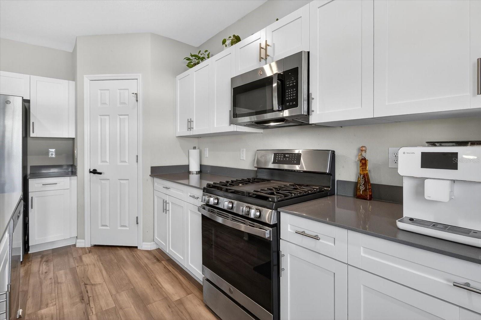 HINTON HAWKSTONE PH 1A2 - Residential