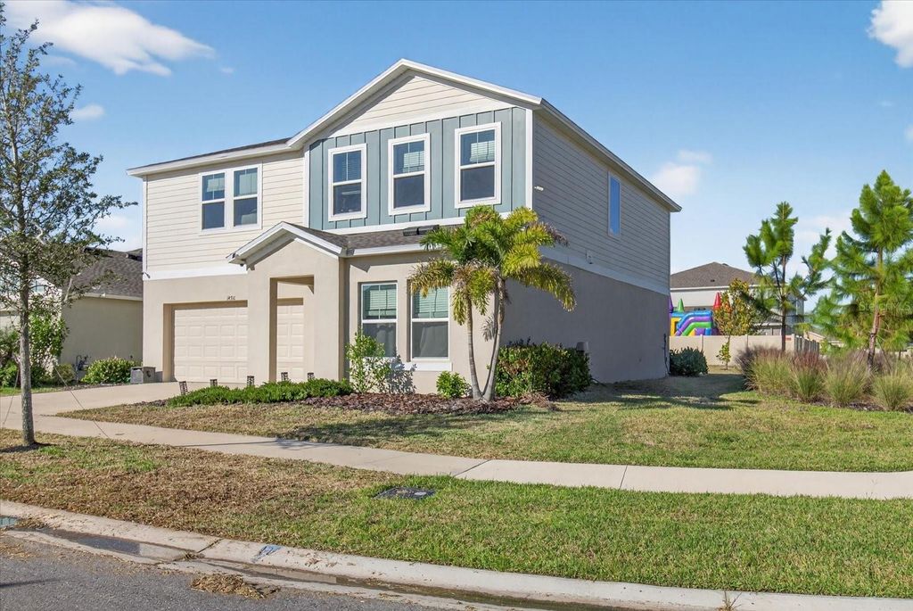 Photo of 14716 Gallop Run Drive, Lithia, FL 33547 (MLS # TB8437086)