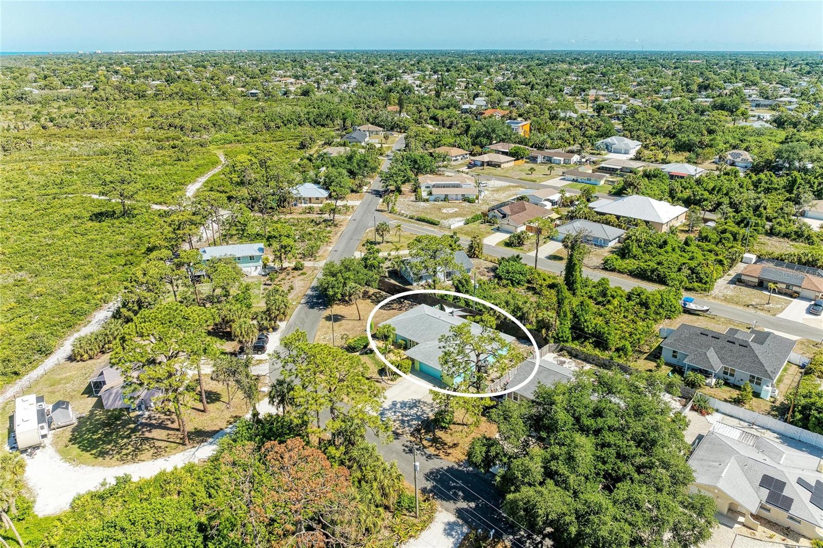 SOUTH VENICE - Residential
