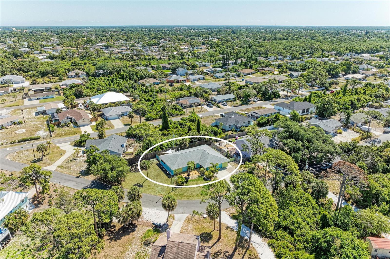 SOUTH VENICE - Residential