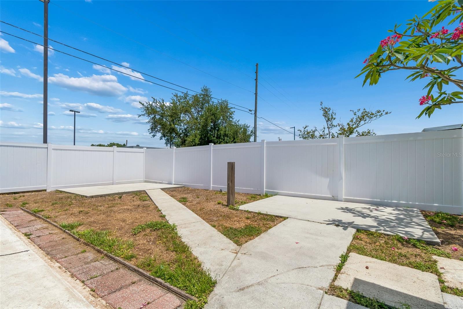 DEL PRADO IMPERIAL - Residential