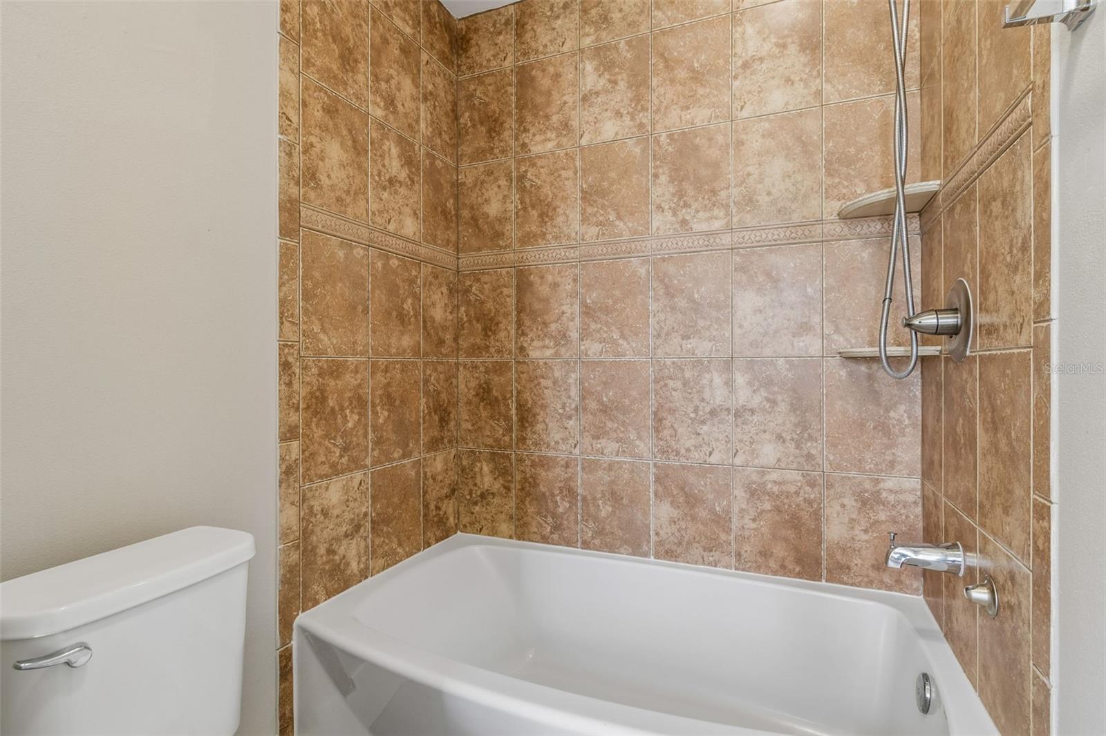 DEL PRADO IMPERIAL - Residential