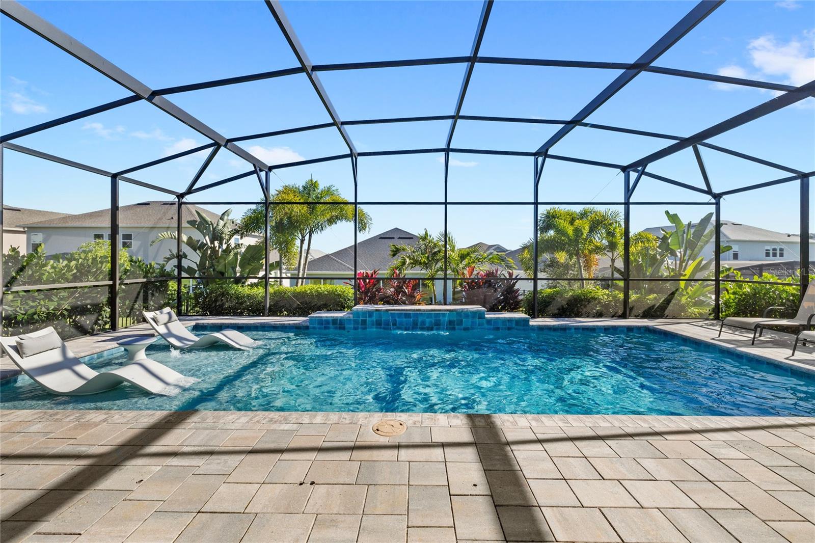 2139 RIDGE POINTE LANE