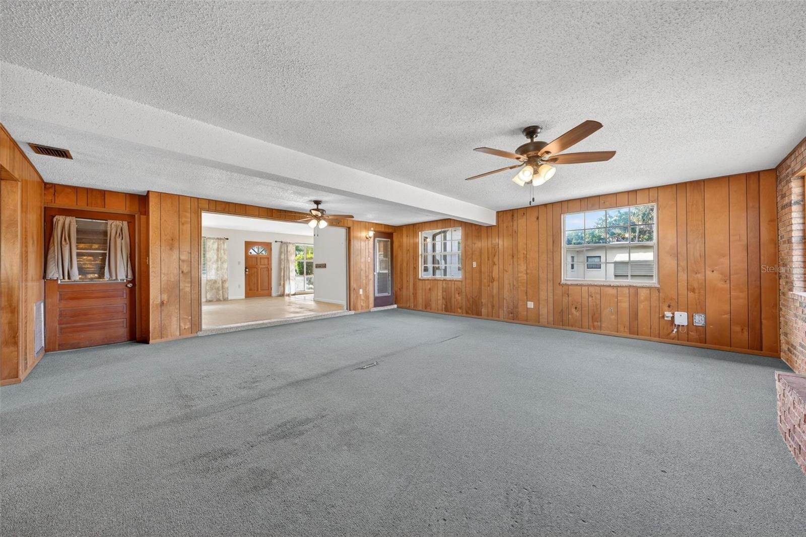 BREEZEE SHORES PT REP - Residential