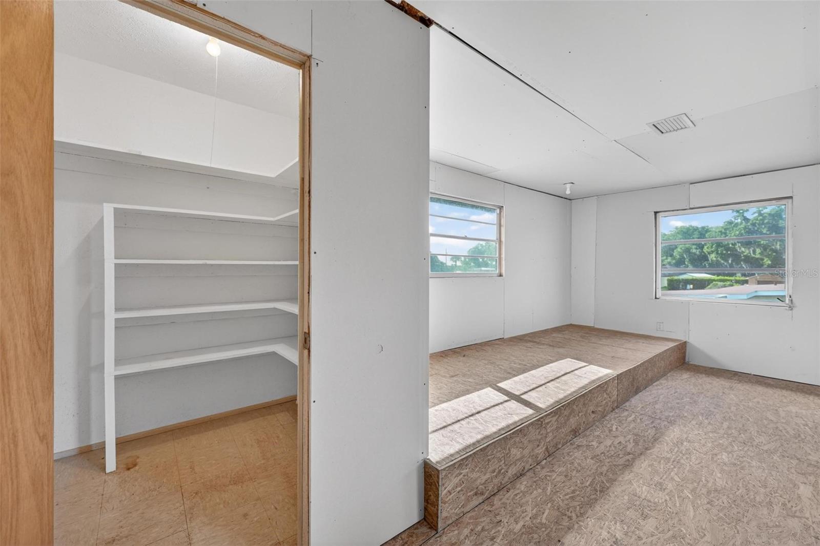 BREEZEE SHORES PT REP - Residential