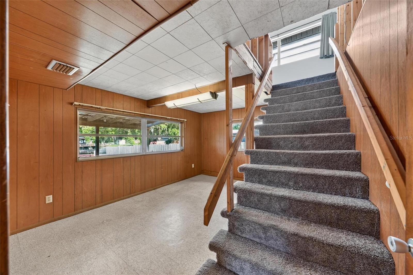 BREEZEE SHORES PT REP - Residential