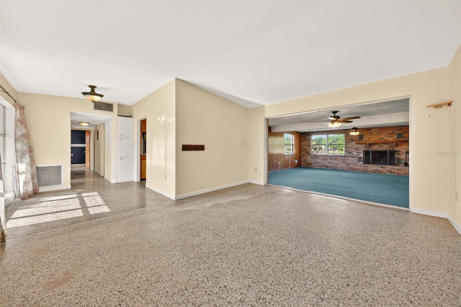 BREEZEE SHORES PT REP - Residential