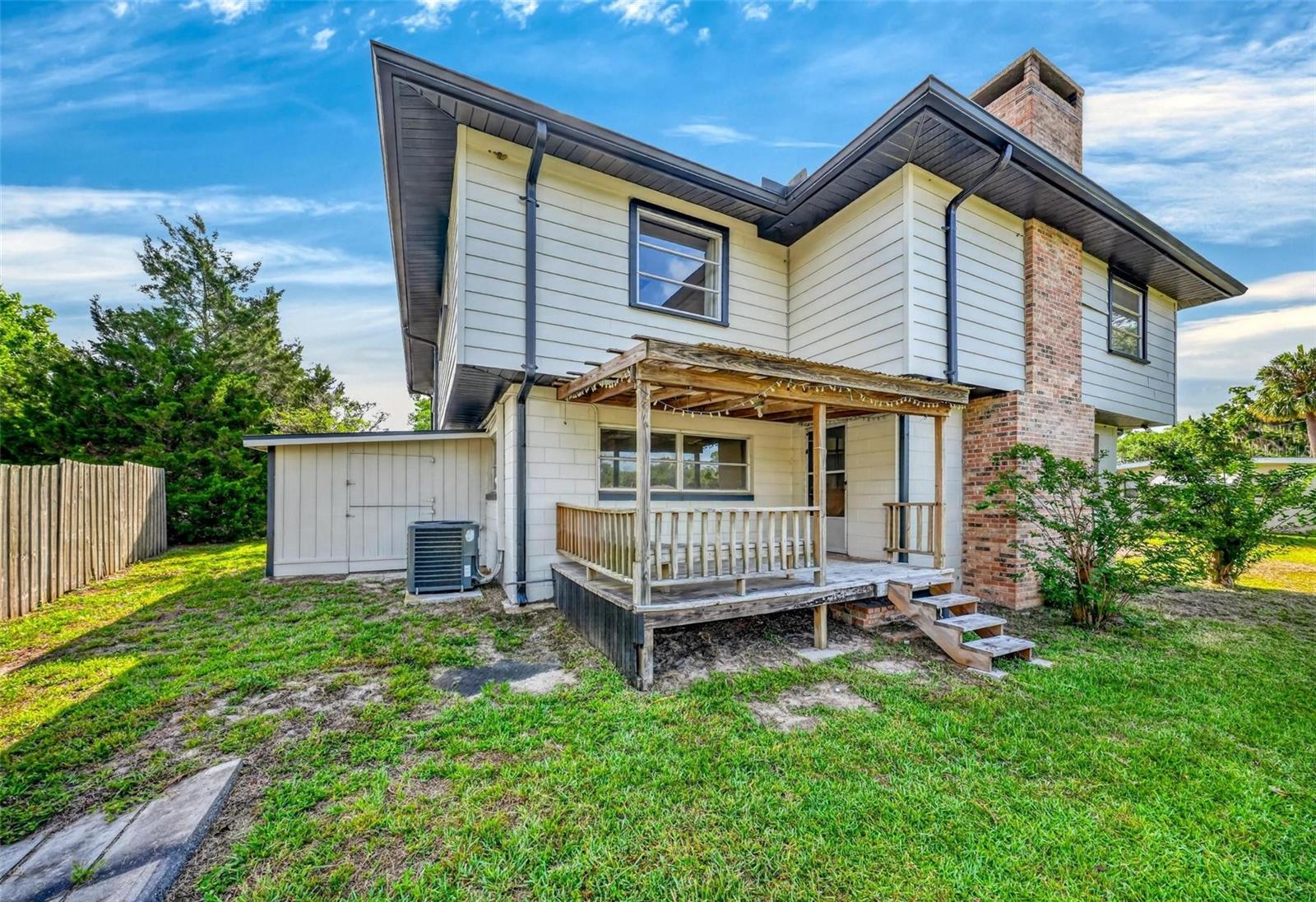 BREEZEE SHORES PT REP - Residential