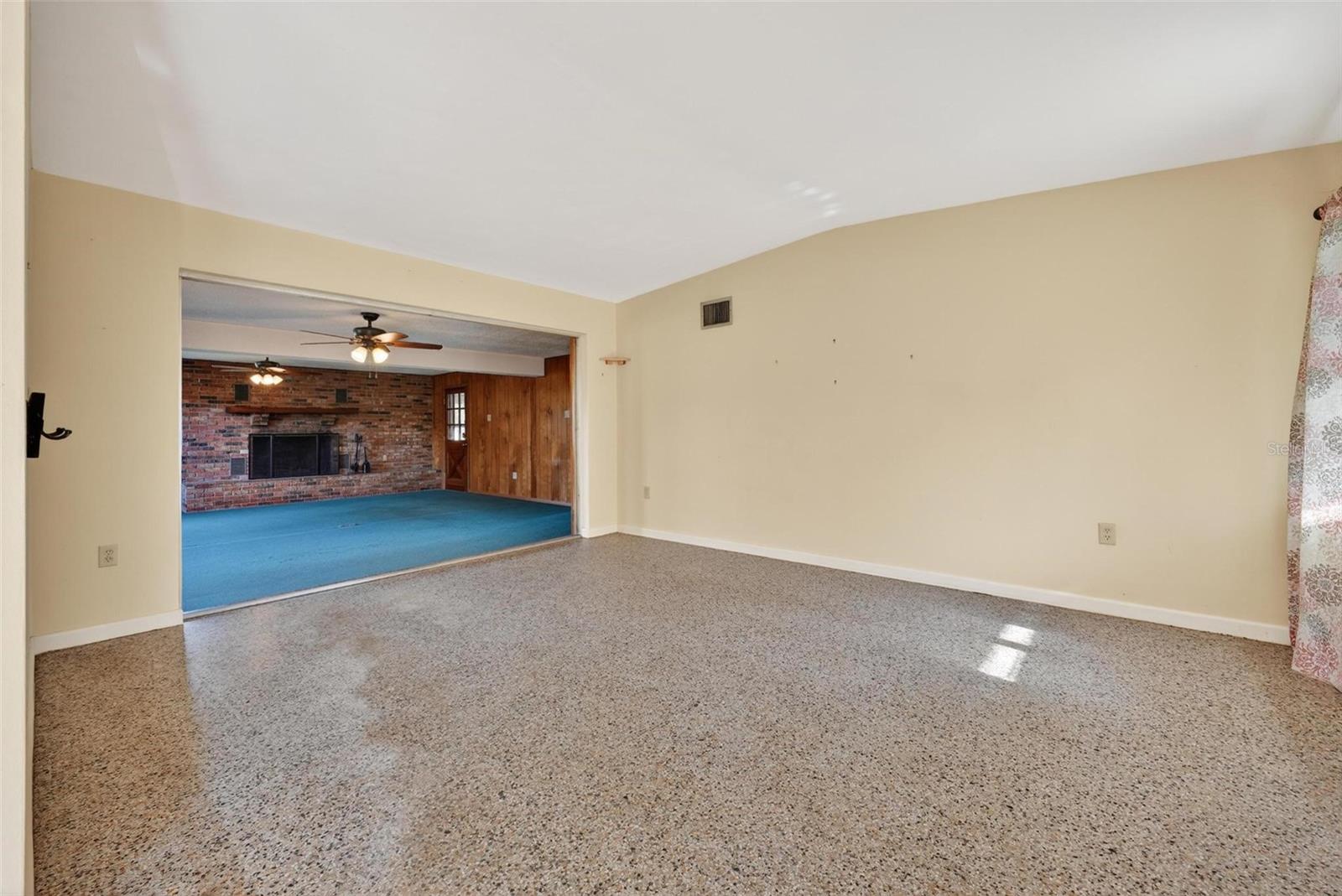 BREEZEE SHORES PT REP - Residential