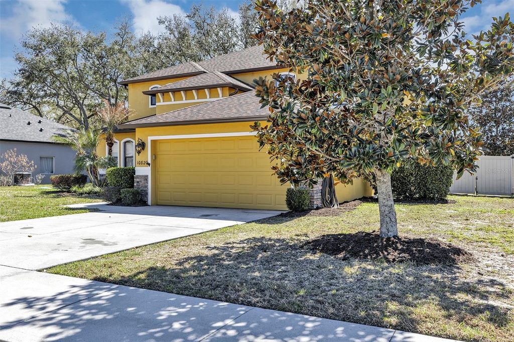 Photo of 10820 Wyandotte Drive, Clermont, FL 34711 (MLS # O6385838)