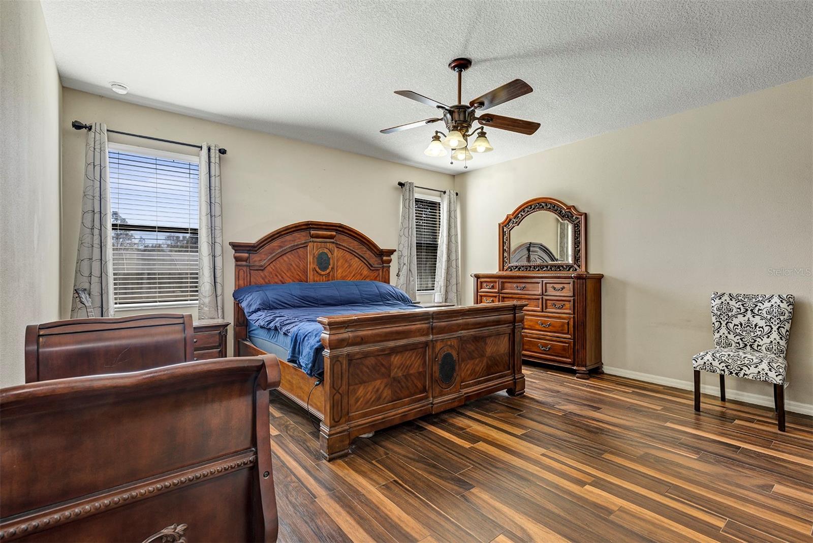 PILLARS RIDGE - Residential