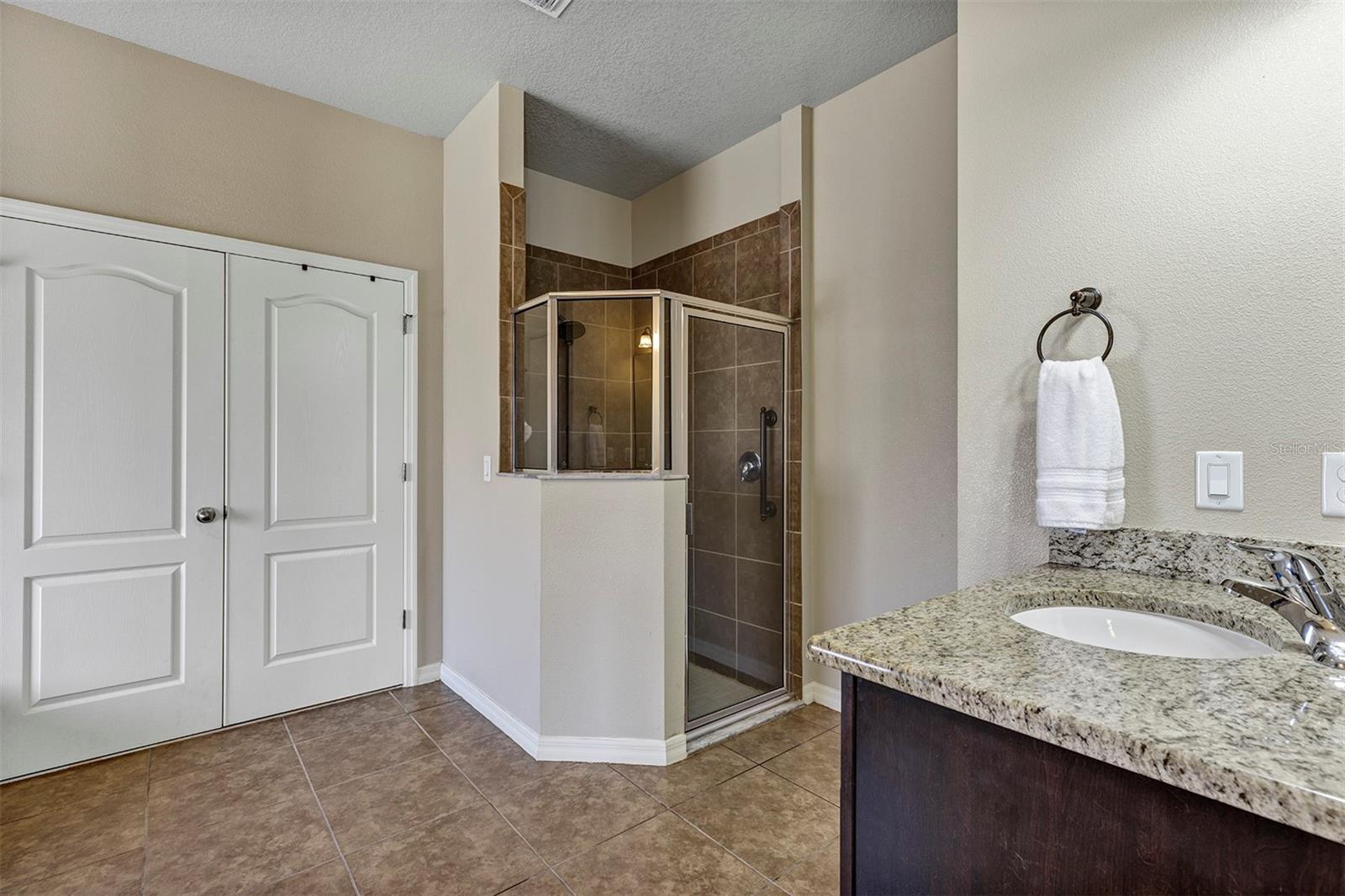 PILLARS RIDGE - Residential