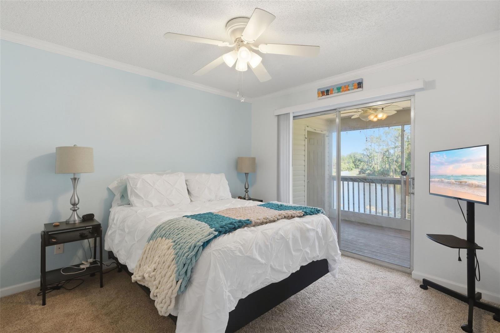 CONDOMINIUM AT GEORGETOWN LAKE B - Residential