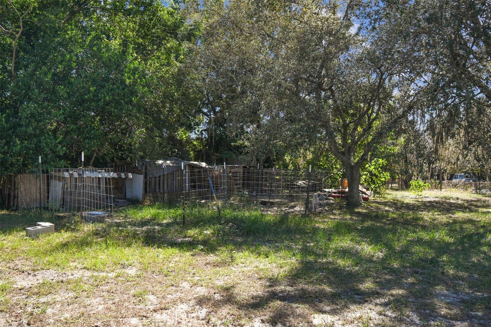 COLONY VILLAGE - Residential
