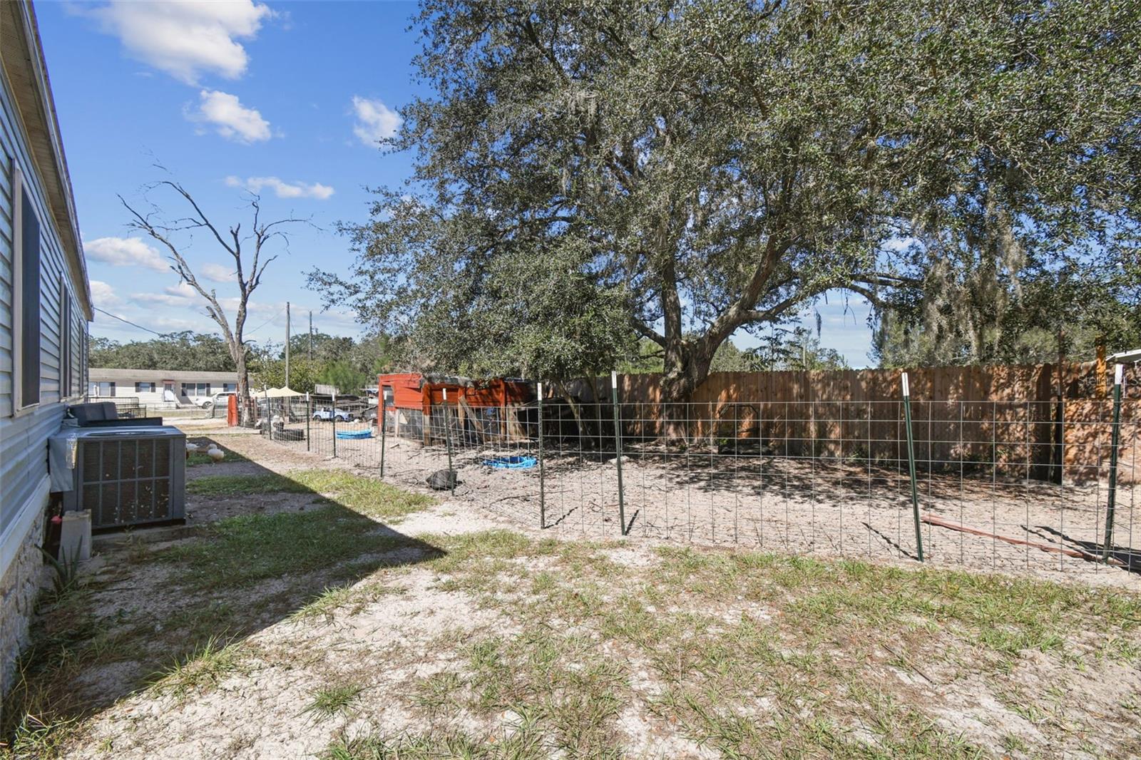 COLONY VILLAGE - Residential