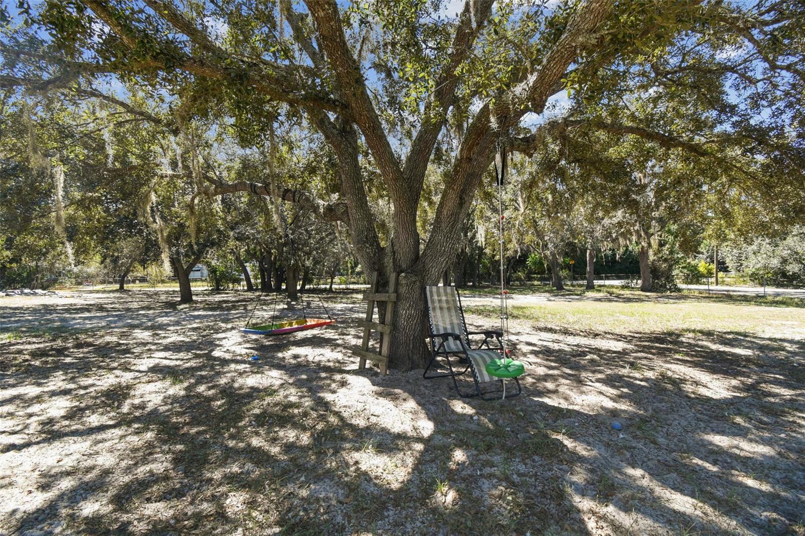 COLONY VILLAGE - Residential