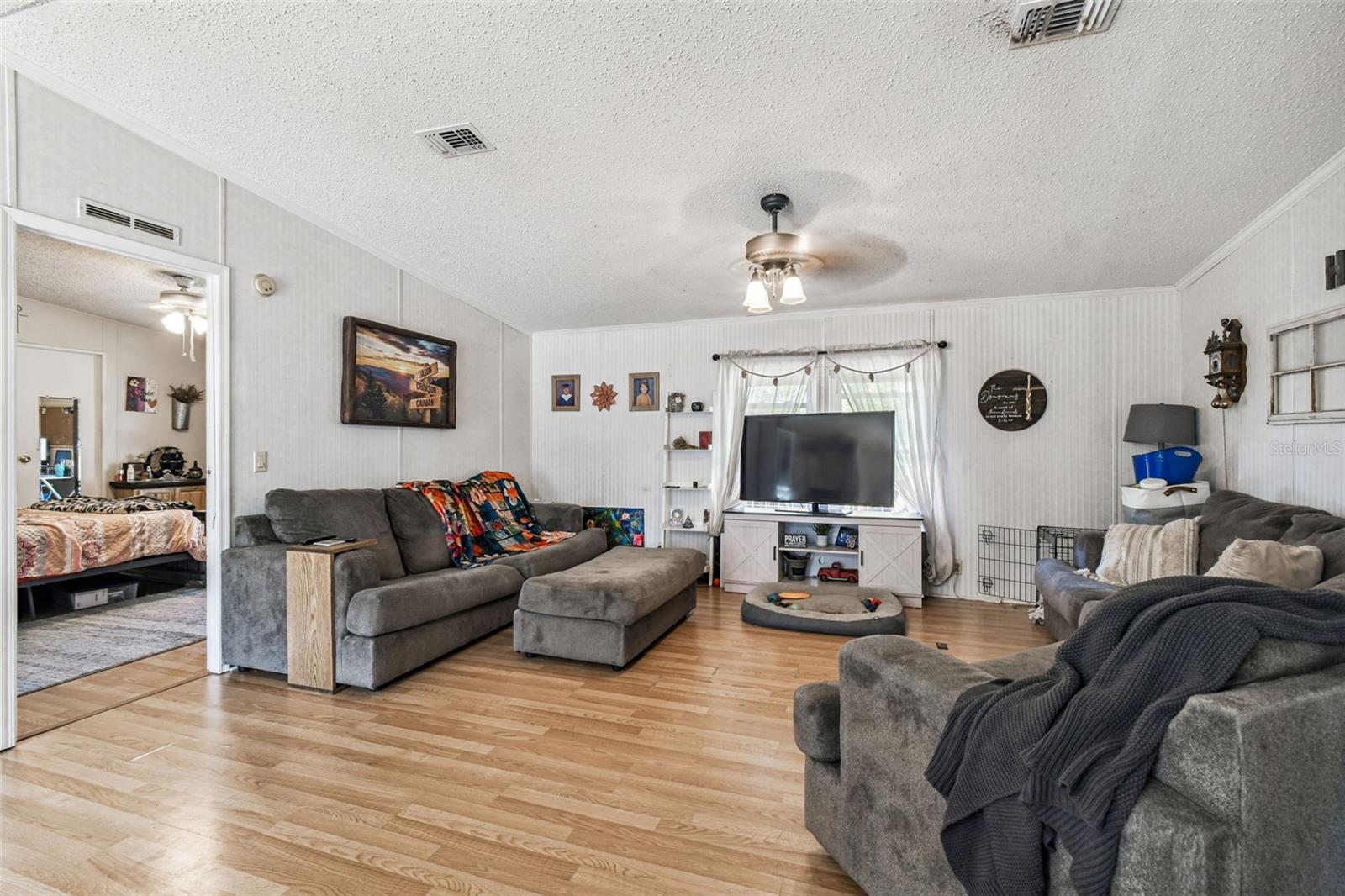 COLONY VILLAGE - Residential