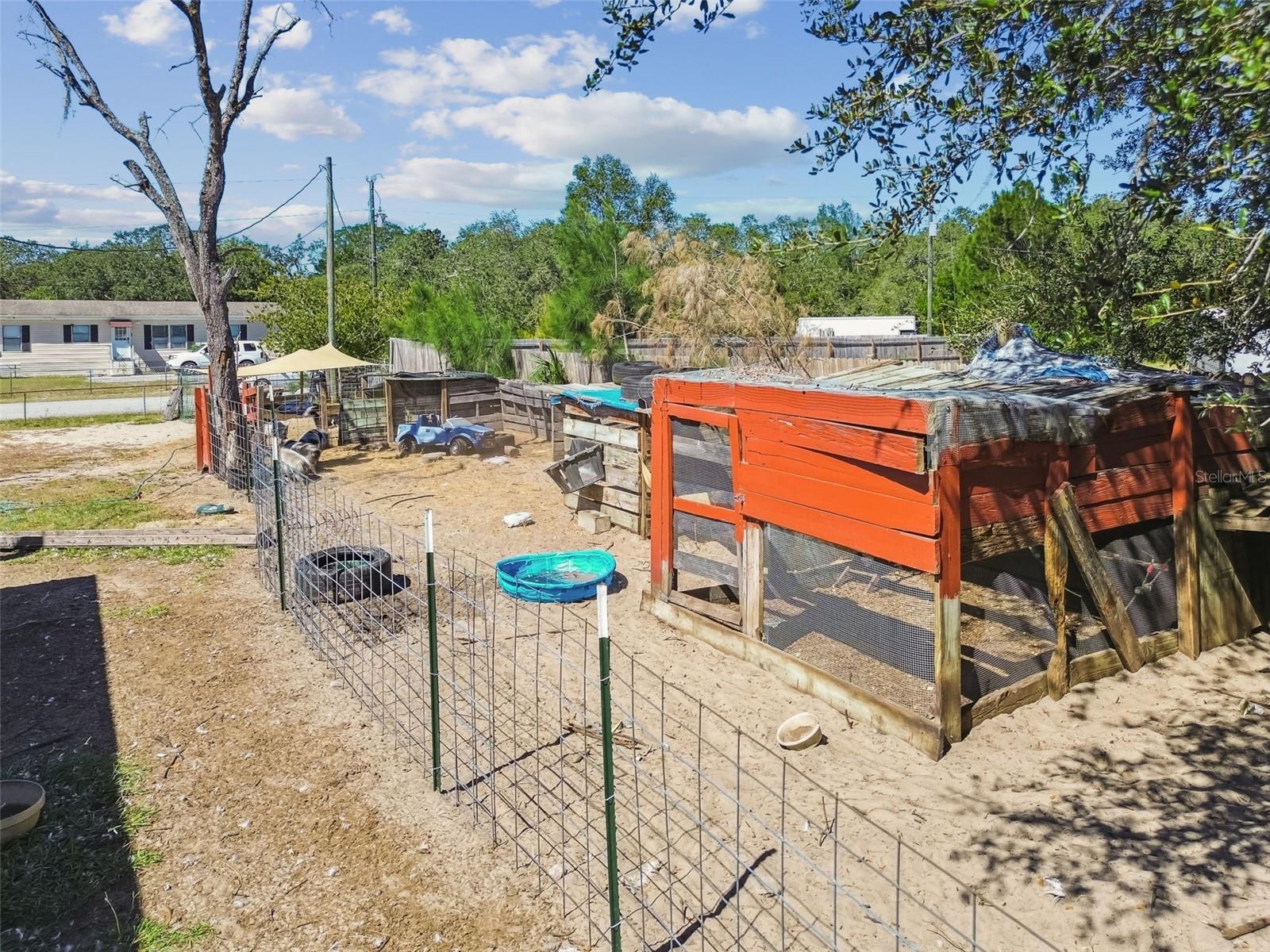 COLONY VILLAGE - Residential