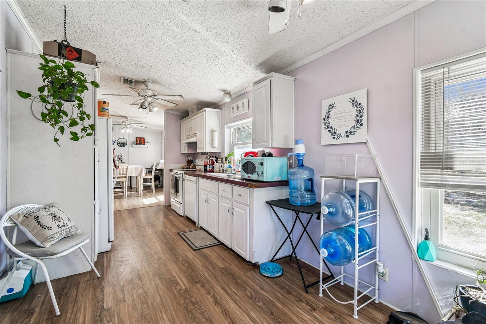 COLONY VILLAGE - Residential