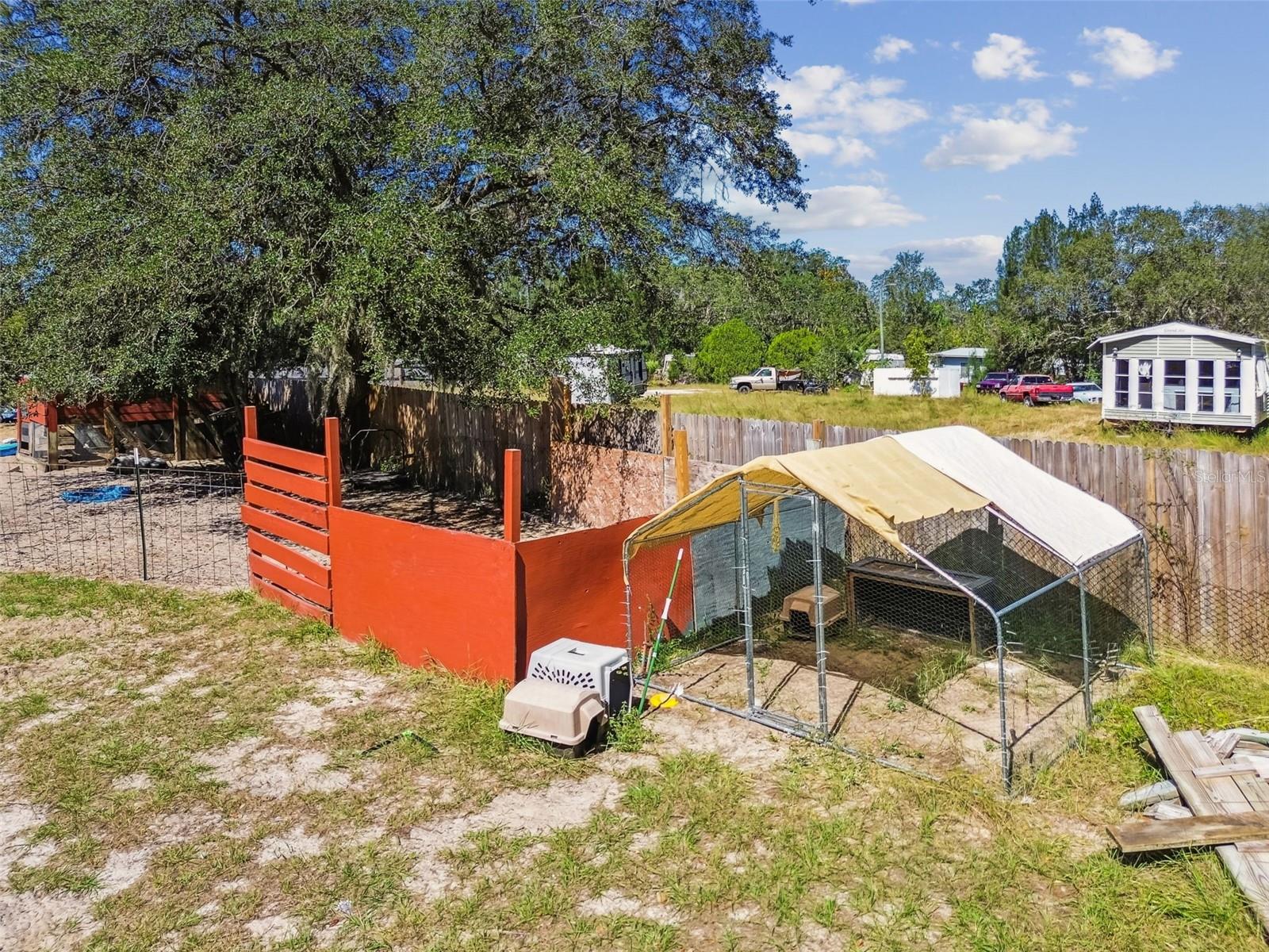 COLONY VILLAGE - Residential