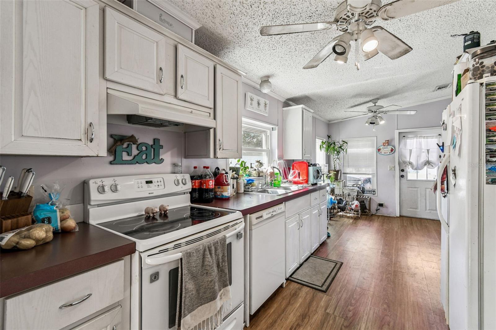 COLONY VILLAGE - Residential