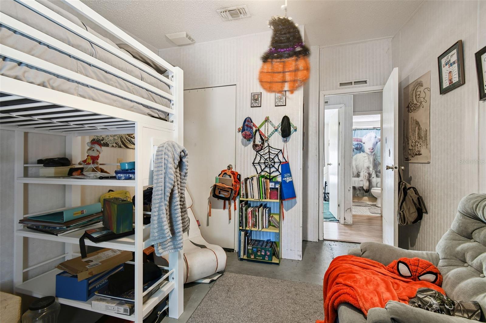 COLONY VILLAGE - Residential