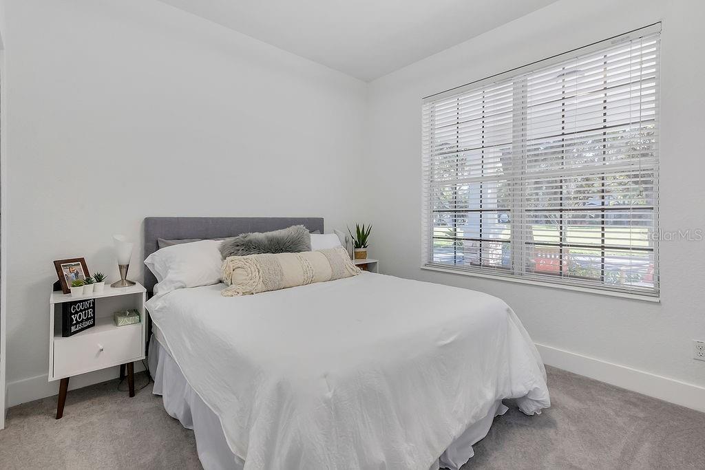 LAKE SAWYER SOUTH PH 04 - Residential