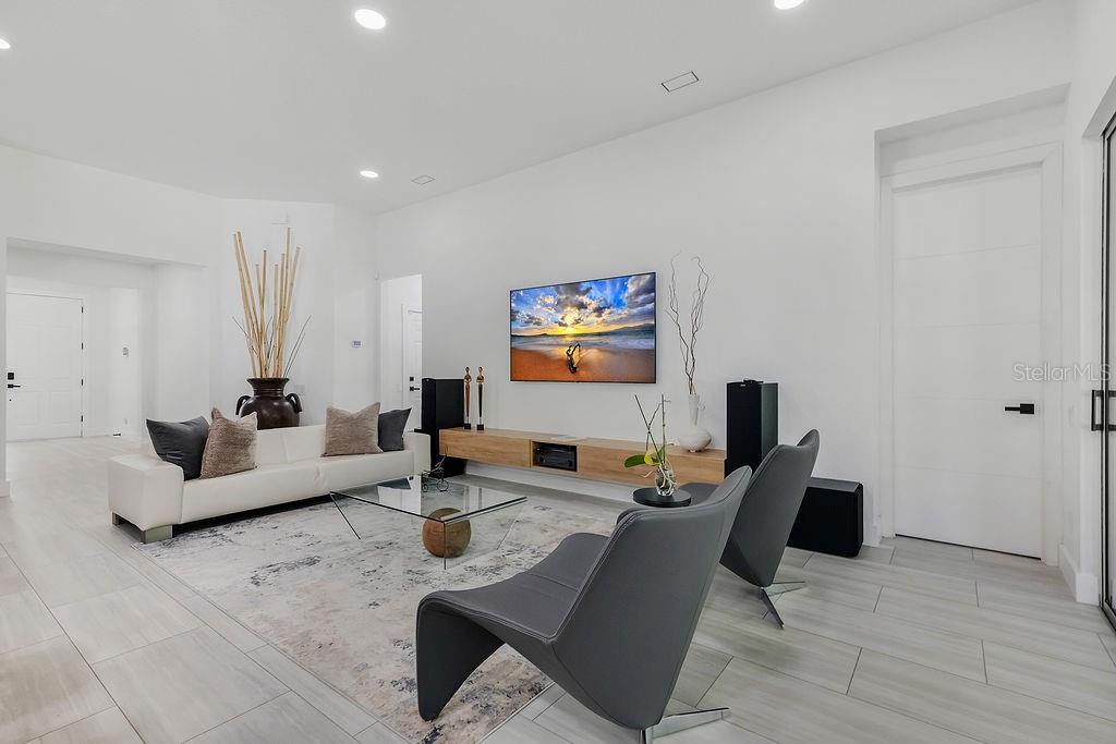 LAKE SAWYER SOUTH PH 04 - Residential