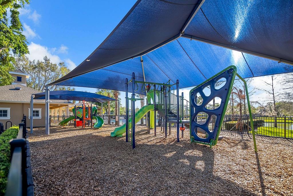 LAKE SAWYER SOUTH PH 04 - Residential