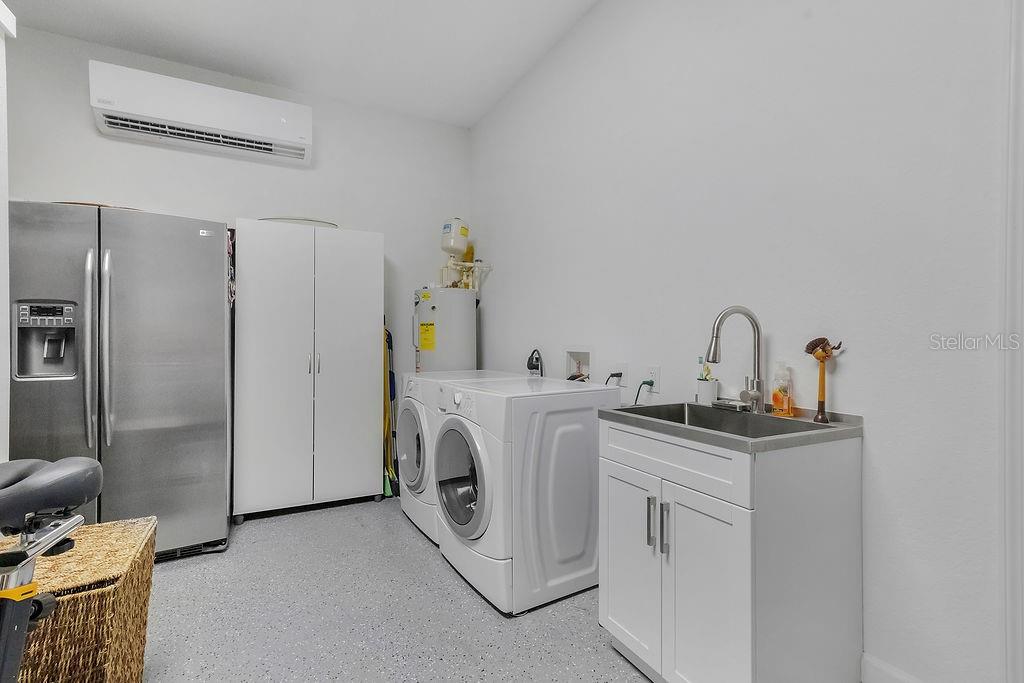 LAKE SAWYER SOUTH PH 04 - Residential