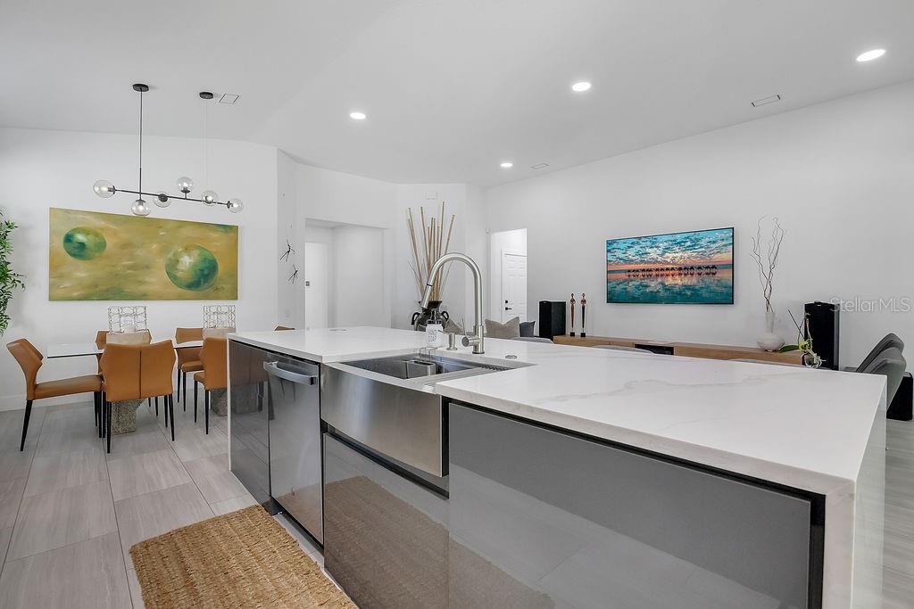 LAKE SAWYER SOUTH PH 04 - Residential