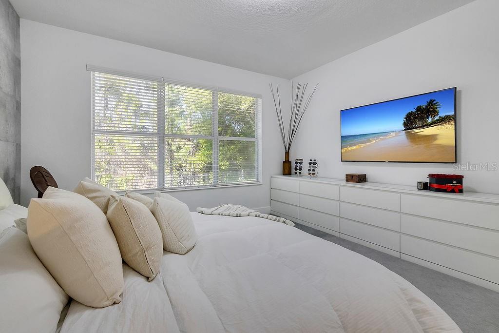 LAKE SAWYER SOUTH PH 04 - Residential