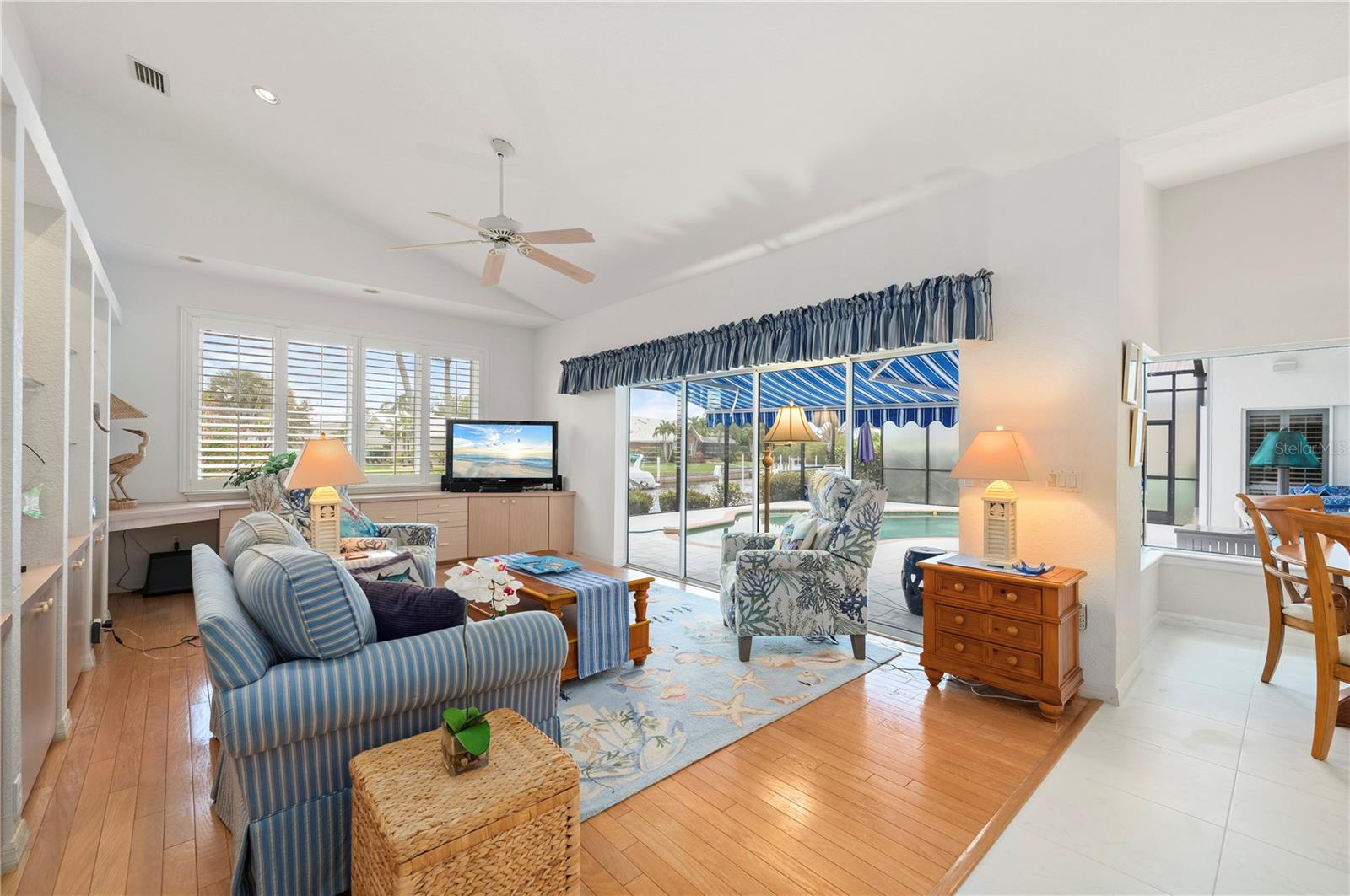 PUNTA GORDA ISLES SEC 12 - Residential