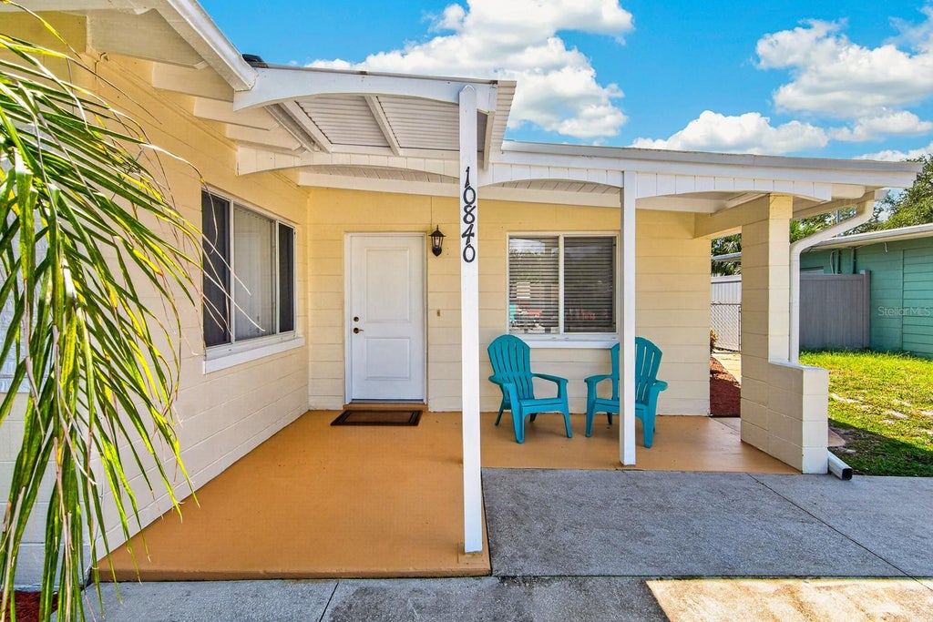 Photo of 10840 50th Avenue N, St Petersburg, FL 33708 (MLS # TB8551114)