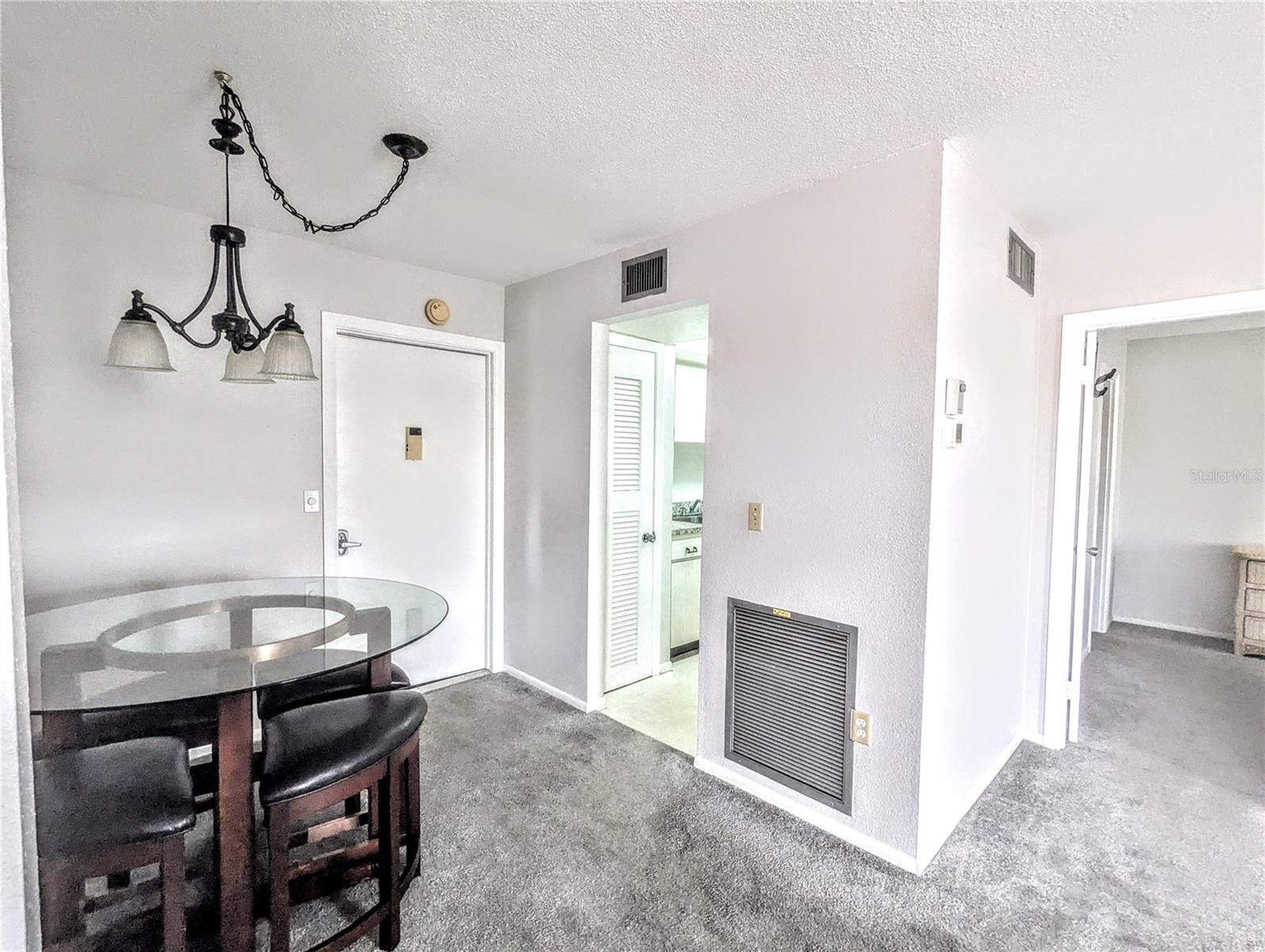 BAYSHORE GARDENS SEC 5 - Residential Lease