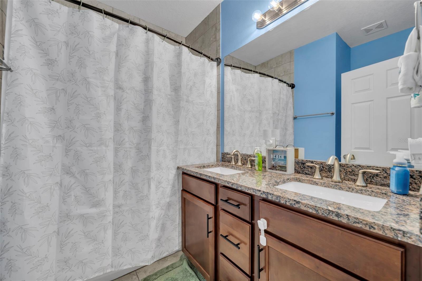 RIVERWALK OF MELBOURNE - Residential