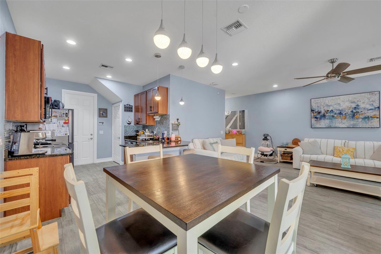 RIVERWALK OF MELBOURNE - Residential