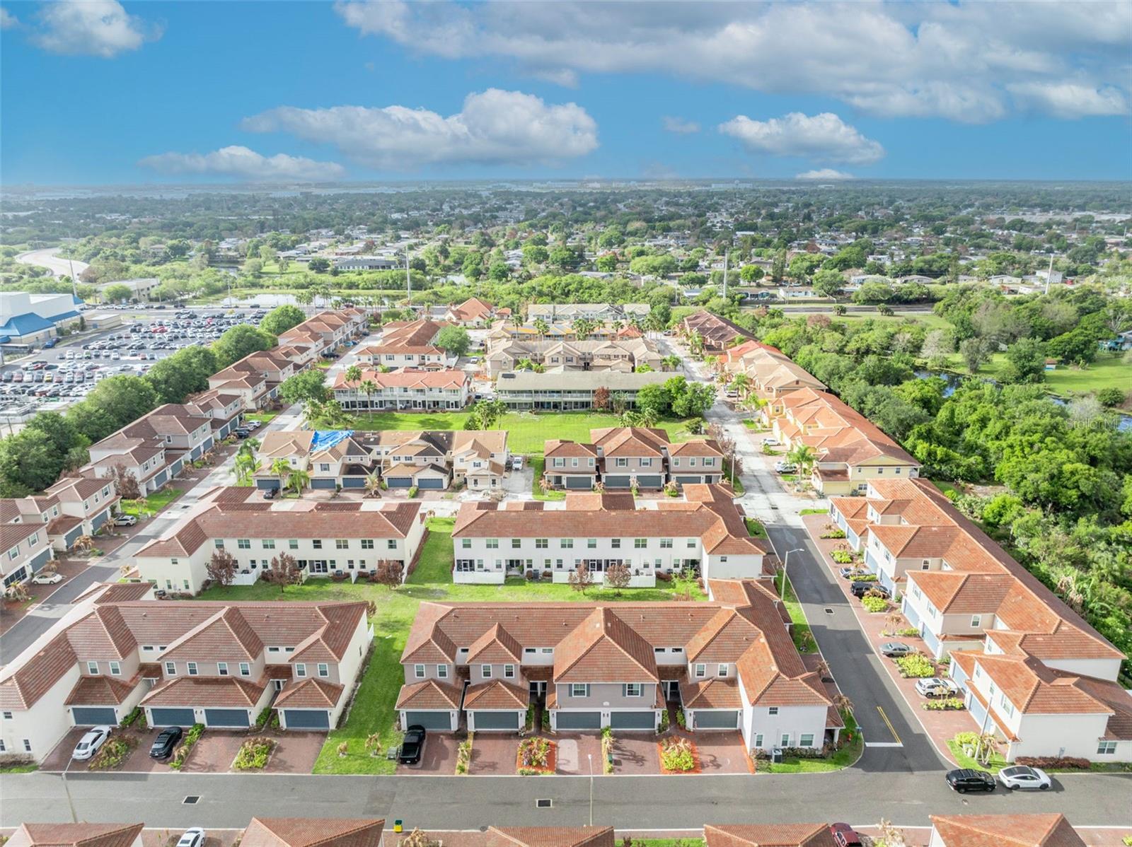 RIVERWALK OF MELBOURNE - Residential