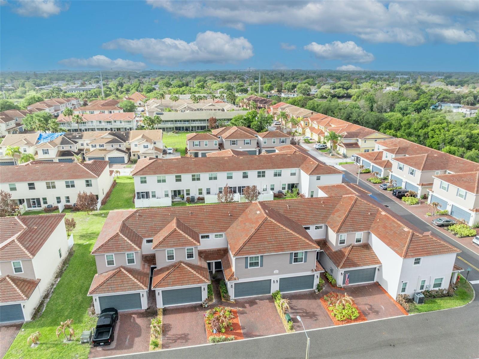 RIVERWALK OF MELBOURNE - Residential