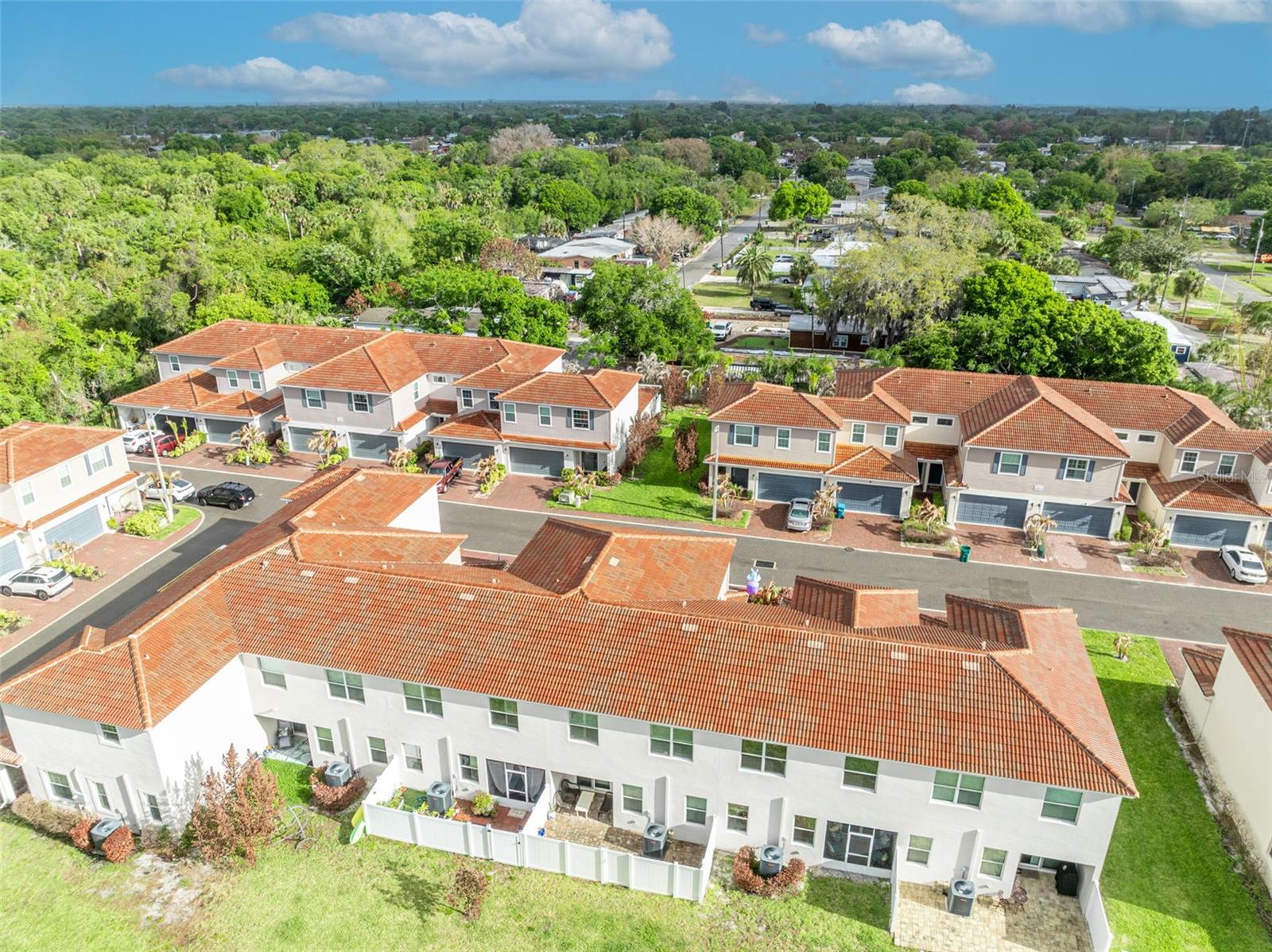 RIVERWALK OF MELBOURNE - Residential