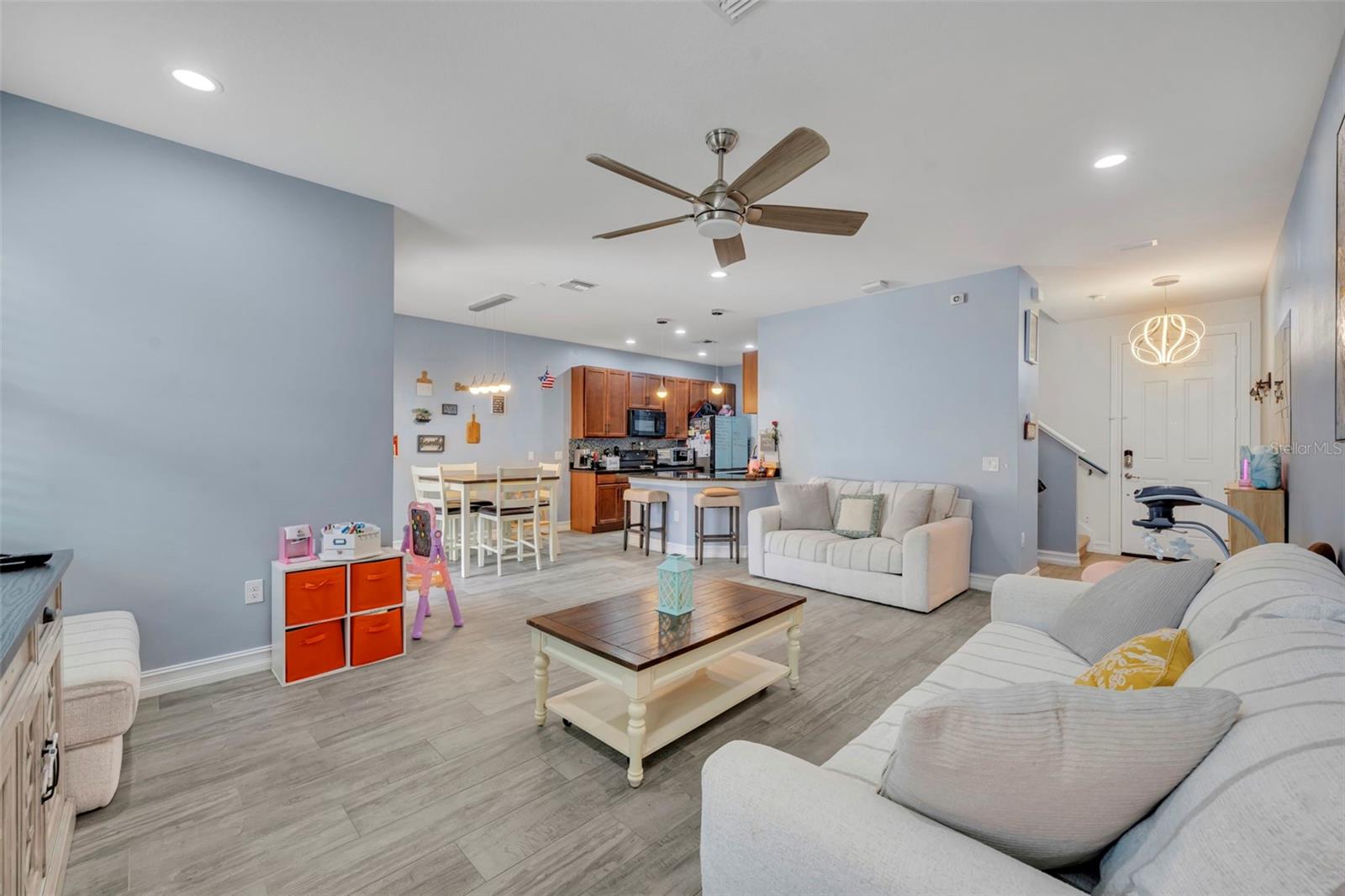 RIVERWALK OF MELBOURNE - Residential