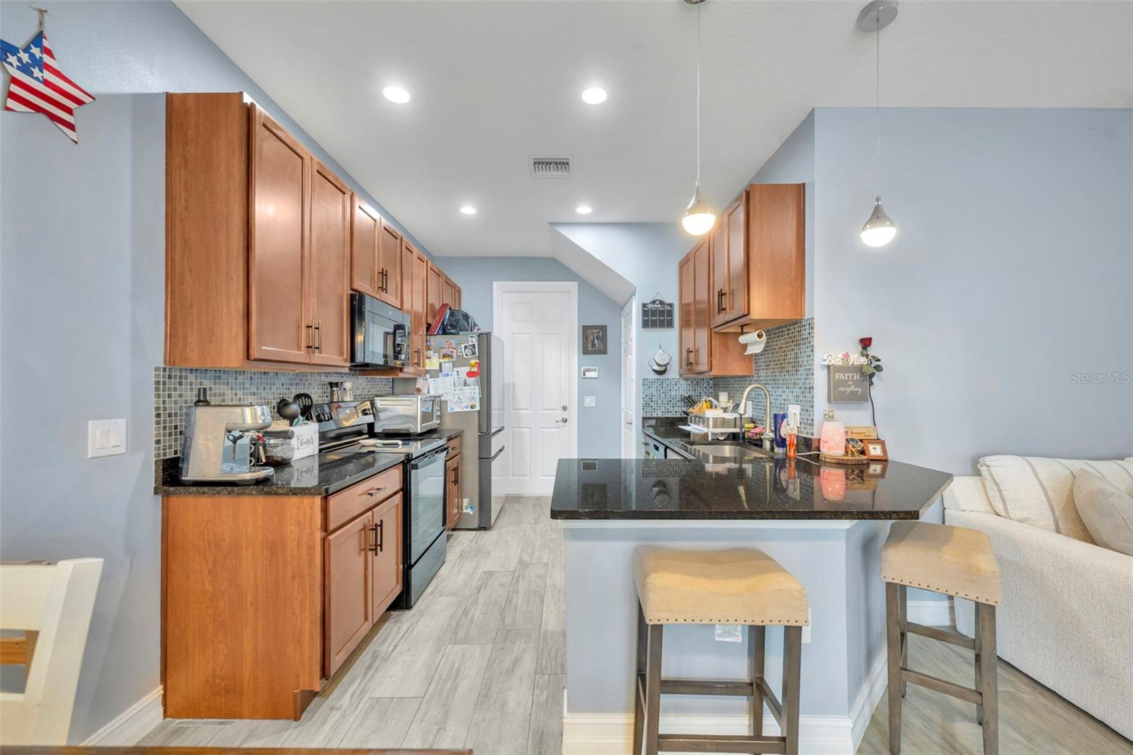 RIVERWALK OF MELBOURNE - Residential